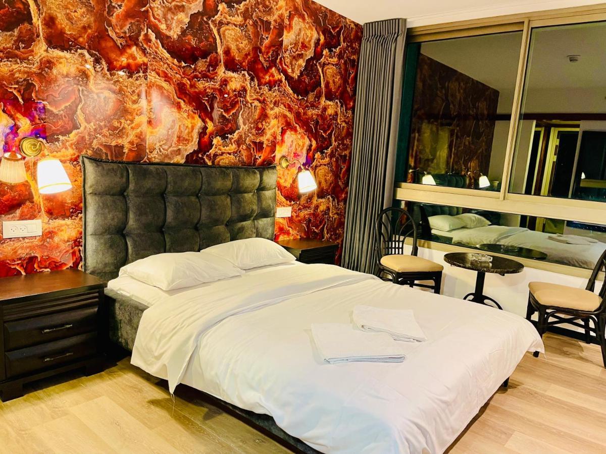 C Tower Apartment Netanya