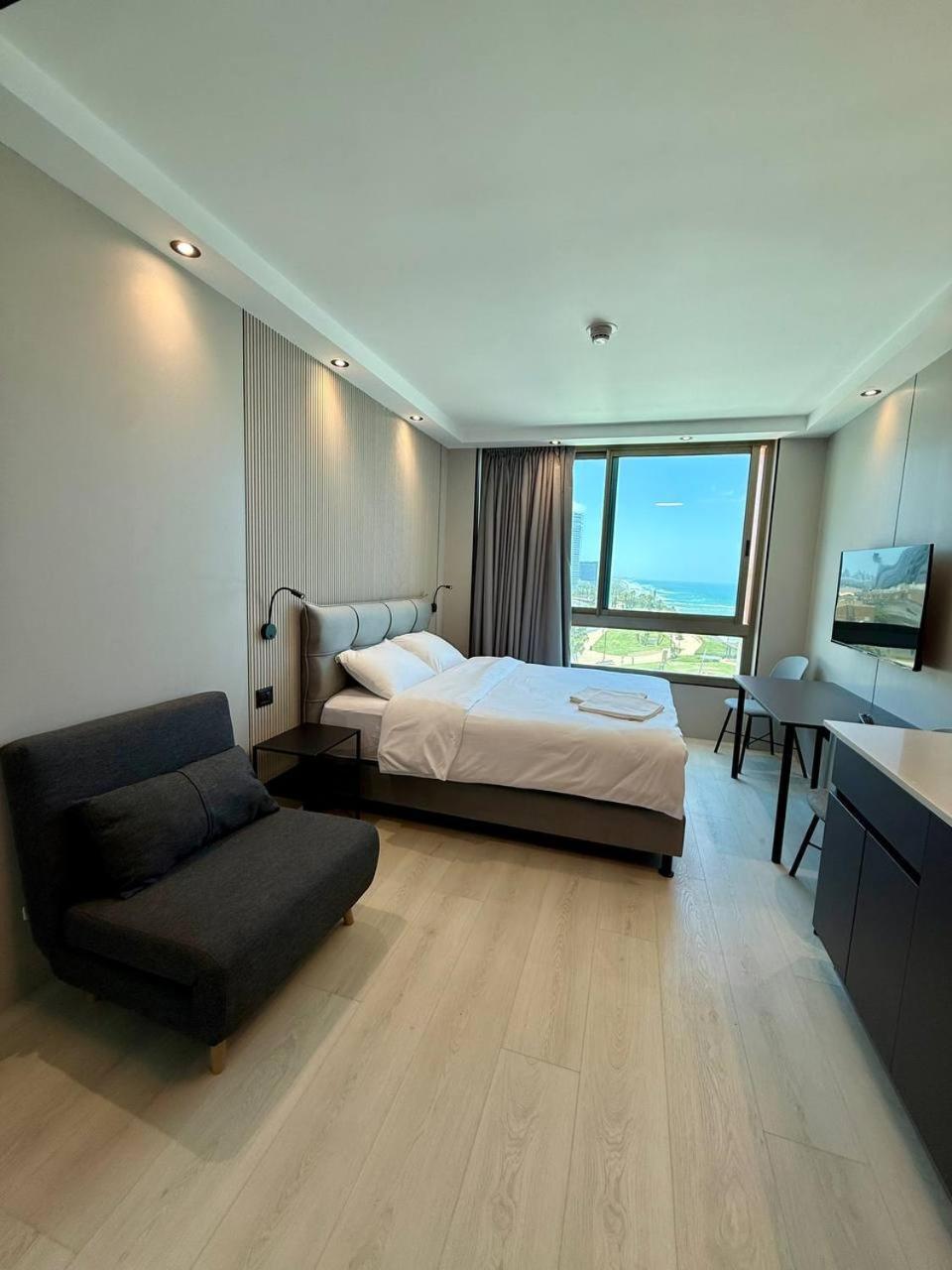 Apartment C Tower